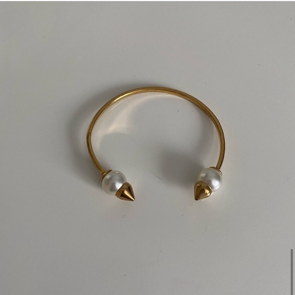 Stella & Dot pearl cuff bracelet - Picture 4 of 4